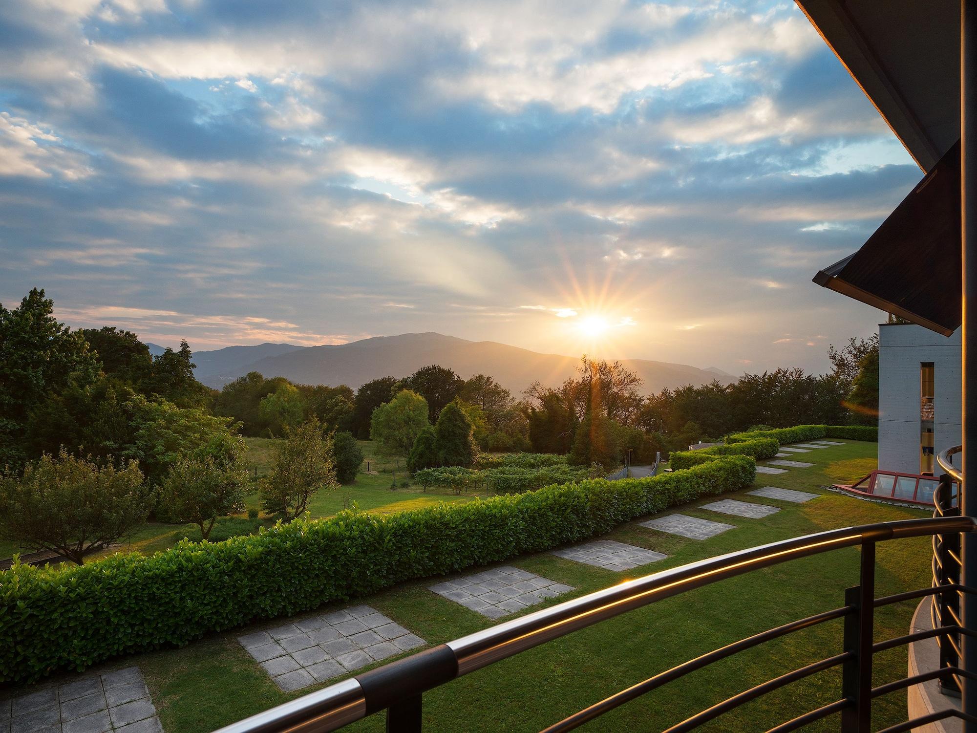 เฮ้าส์เซอร์เปียโน Hotel Serpiano ภายนอก รูปภาพ