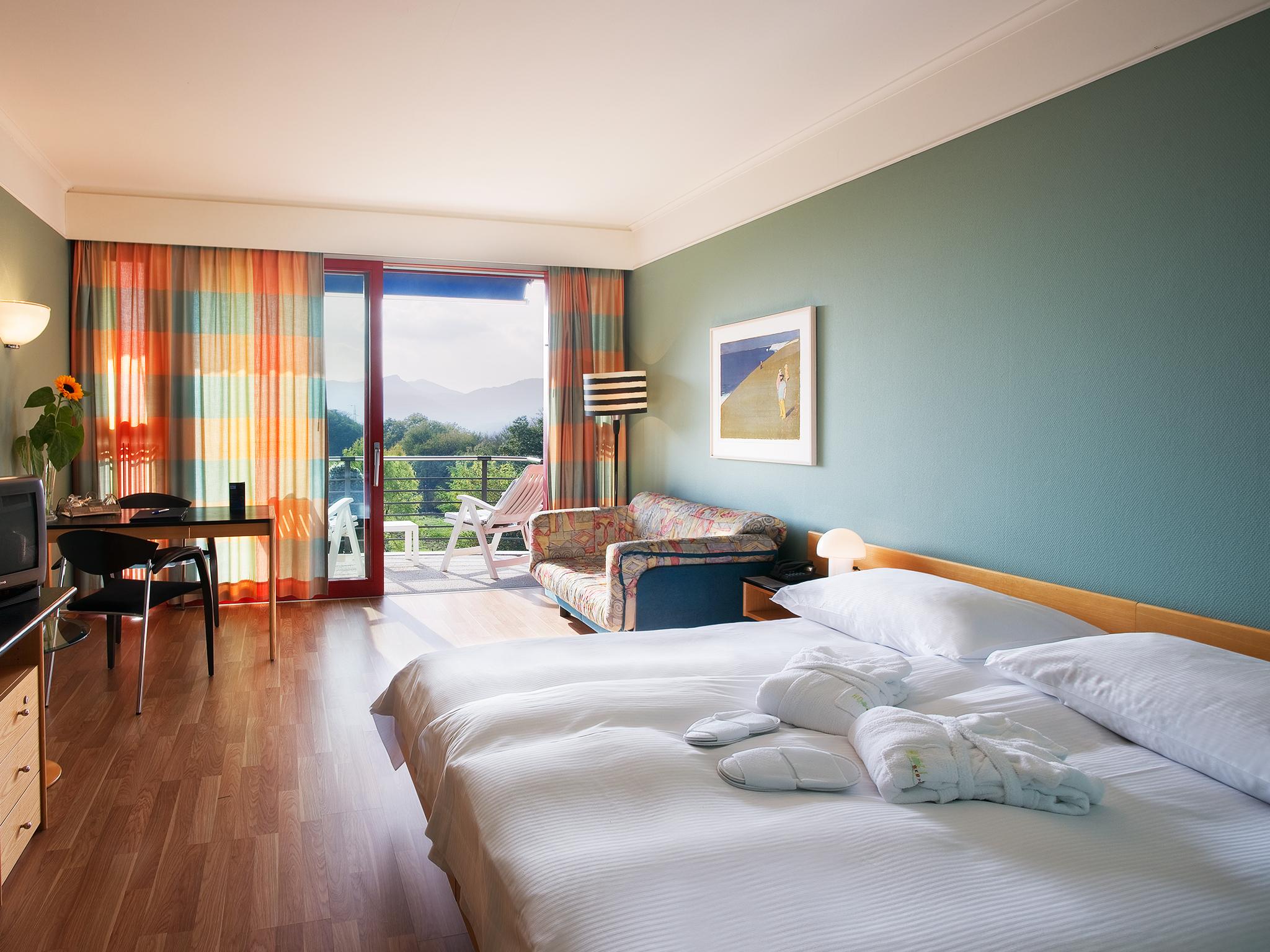 เฮ้าส์เซอร์เปียโน Hotel Serpiano ภายนอก รูปภาพ