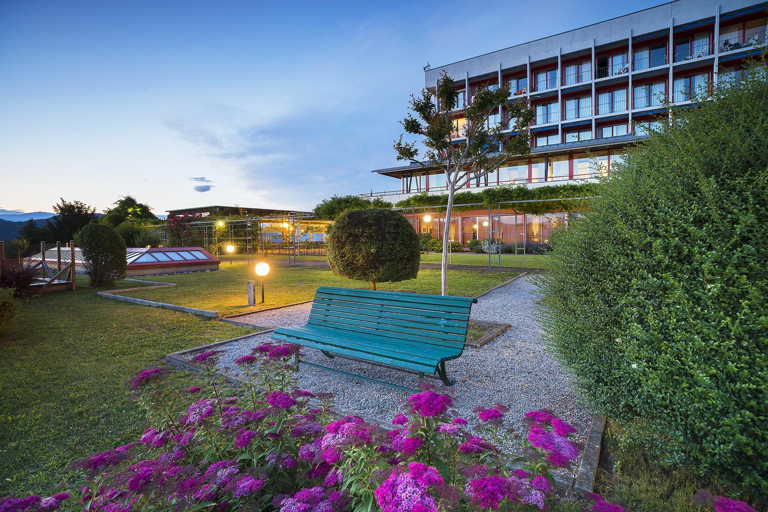 เฮ้าส์เซอร์เปียโน Hotel Serpiano ภายนอก รูปภาพ